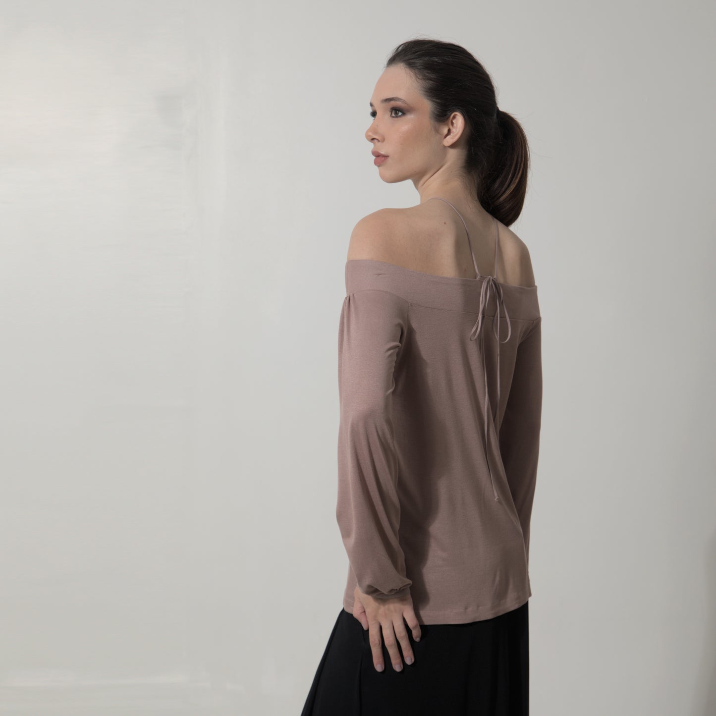Grace - Blusa de alcinhas, manga comprida e ombros de fora