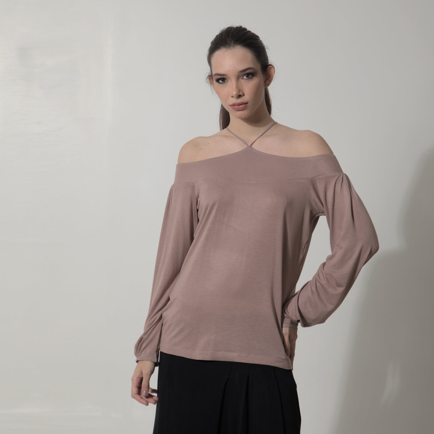Grace - Blusa de alcinhas, manga comprida e ombros de fora