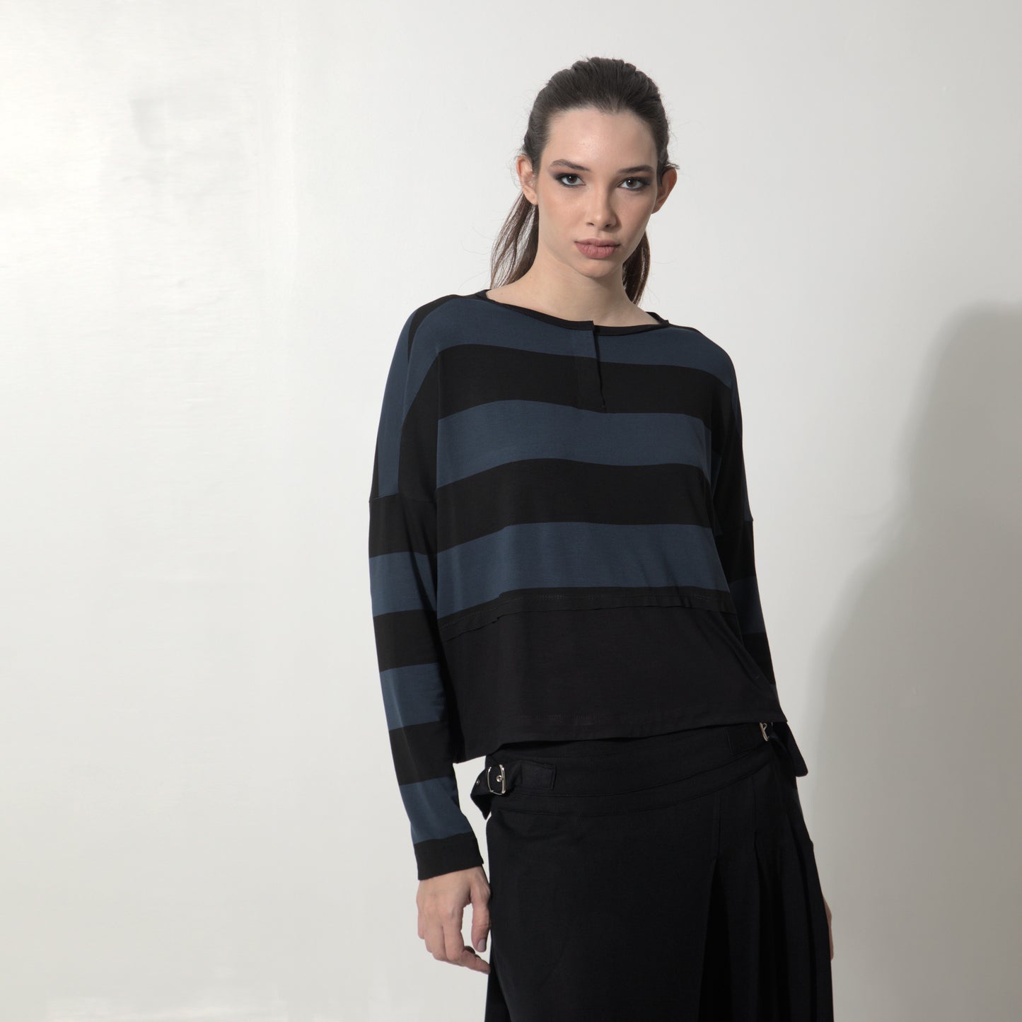 Jenny - Blusa listrada manga longa preto e azul