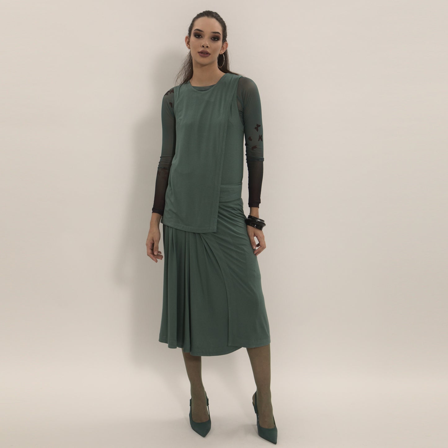 Olivia - Blusa transpassada sem mangas