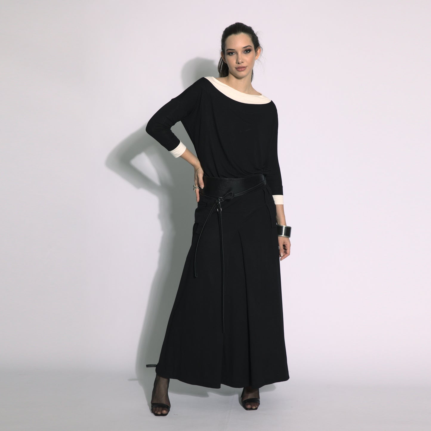 Victoria - Blusa efeito duplo cor preto e off-white