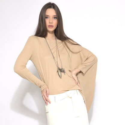 Naomi - Blusa assimétrica em malha