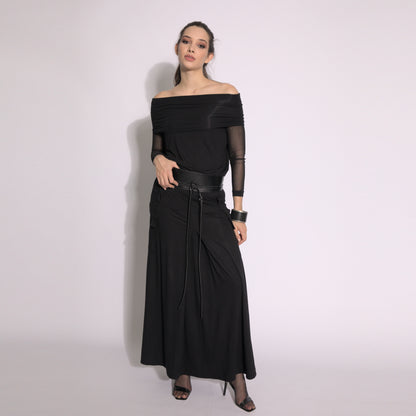 Isabella - Blusa decote ombro a ombro e mangas em tule preto