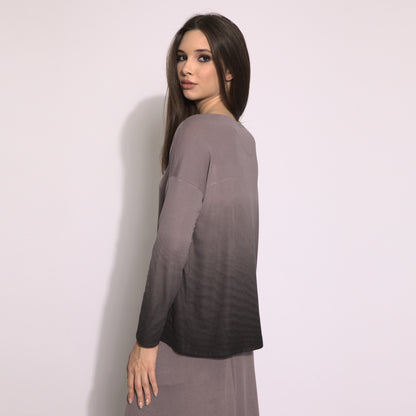 Aysha - Blusa oversize em malha efeito degradê cor funghi e preto