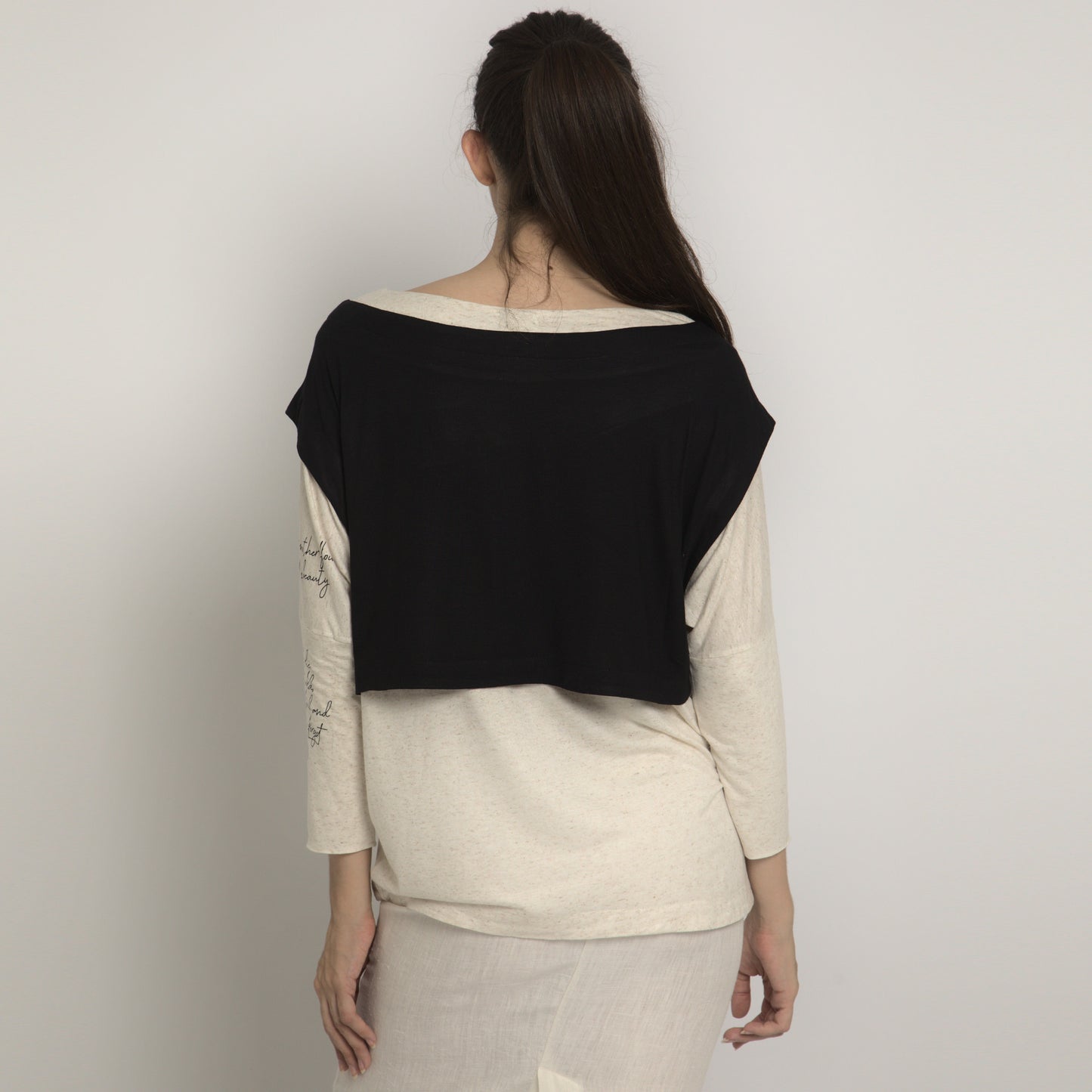Sofia - Blusa dupla em malha bicolor