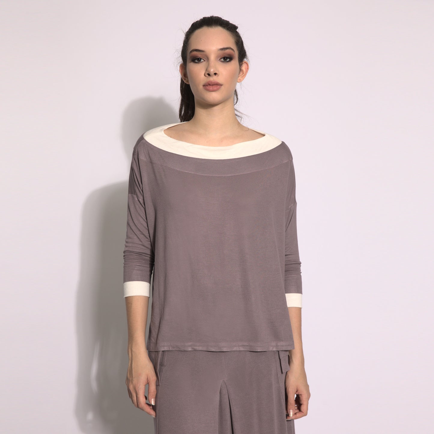 Victoria - Blusa efeito duplo cor funghi e off-white