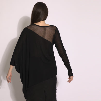 Kaya - Blusa de tricot assimétrica na cor preta com transparencia