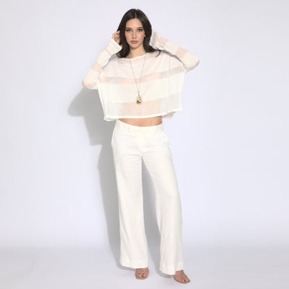 Giselle - Blusa de tricot listrada em off-white com transparencias