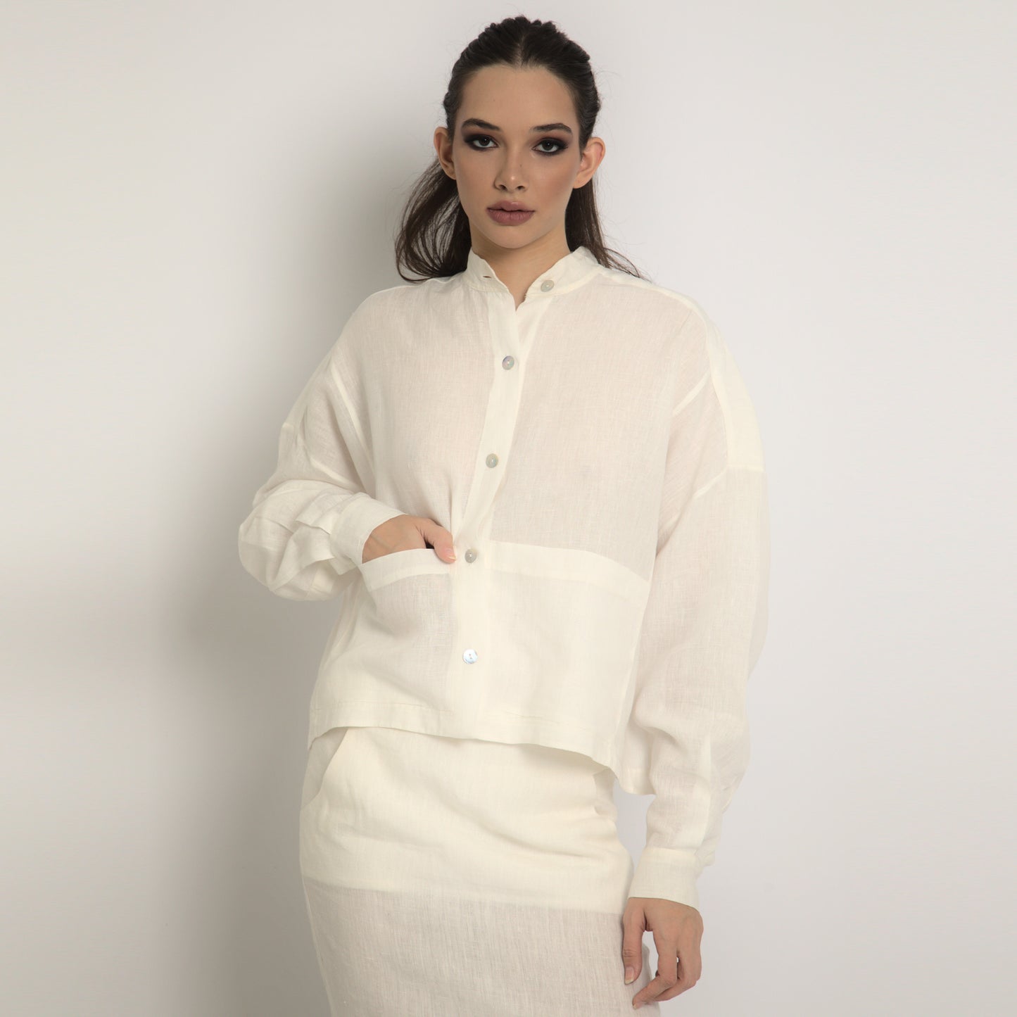 Kamala - Camisa em linho natural indiano