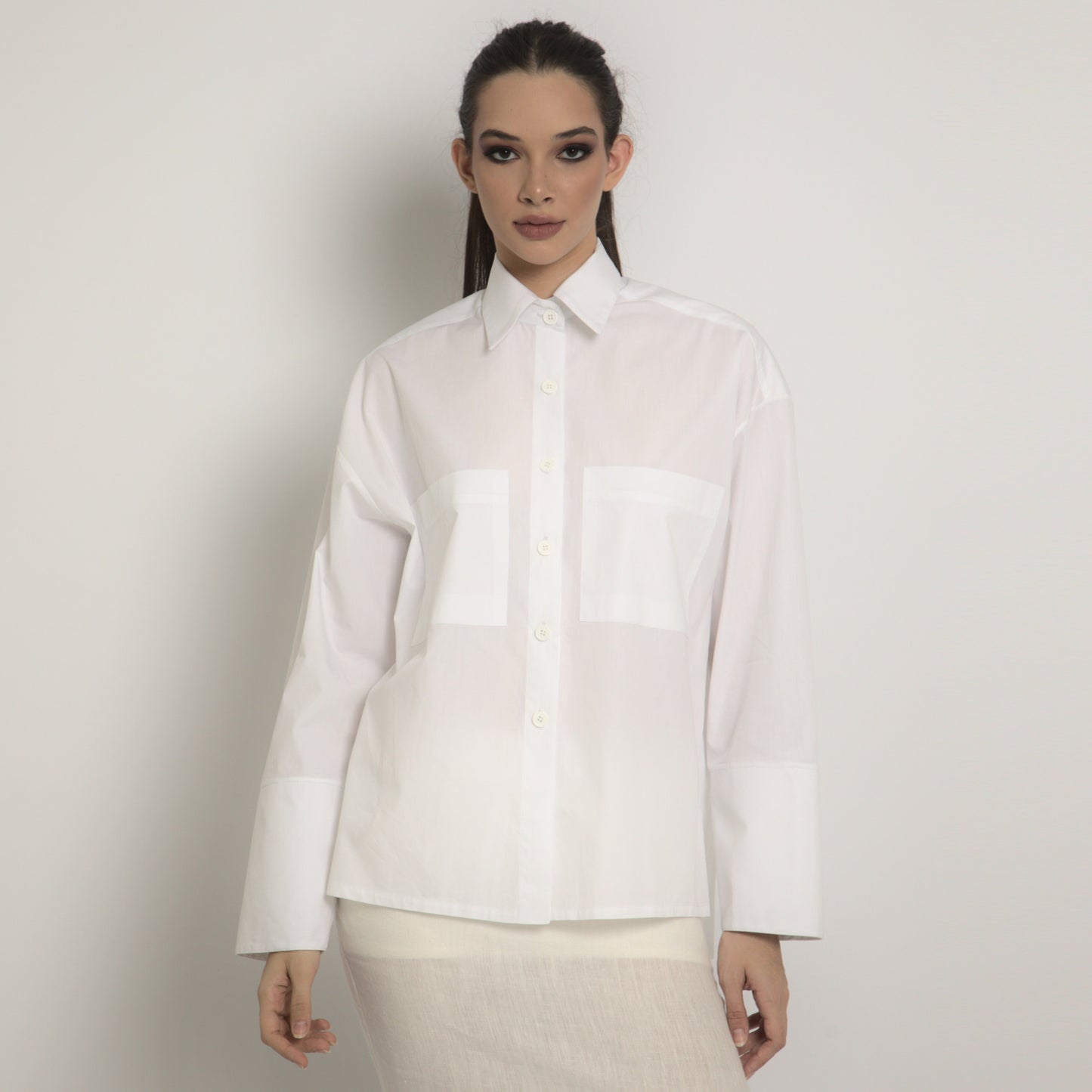 Camisa tricoline branca feminina manga comprida
