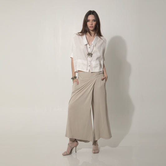 Sarah - Saia-calça de malha com ajuste de fivela de metal na cor bege Saara