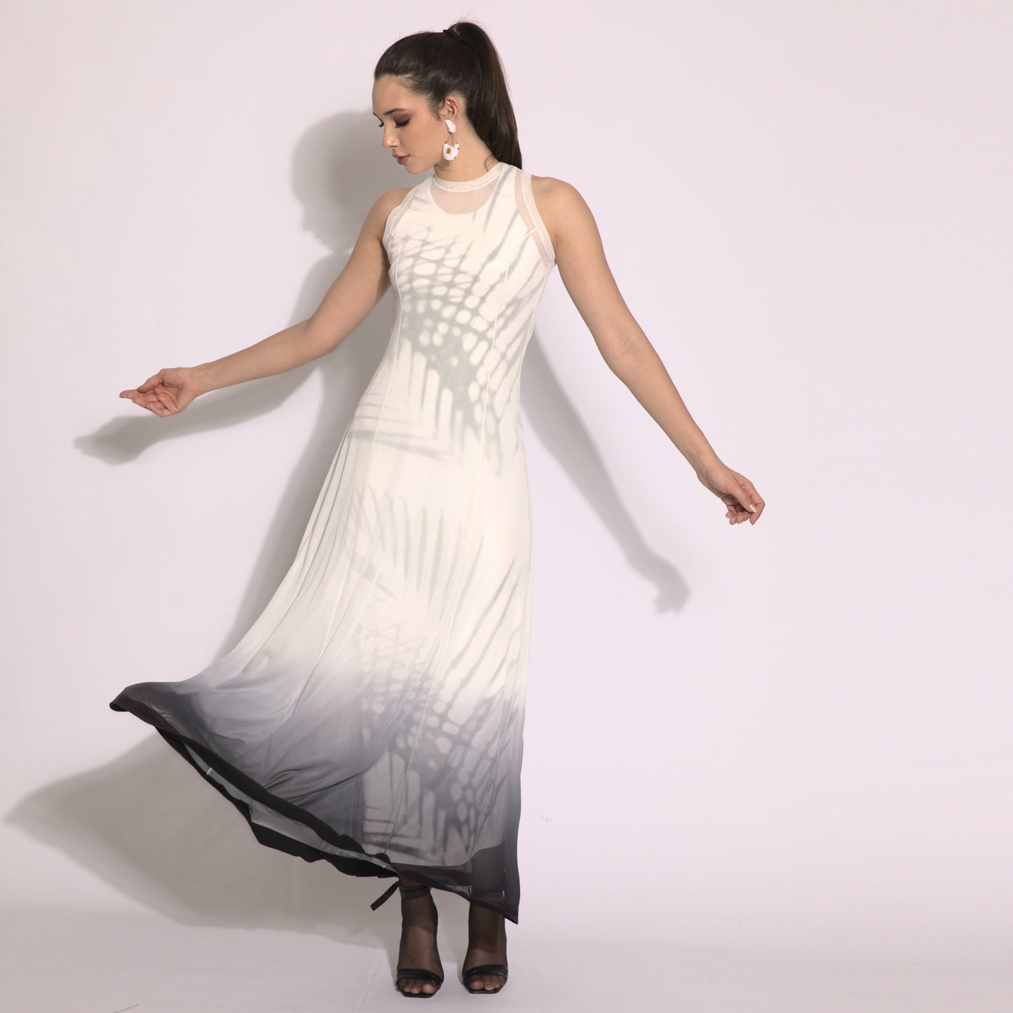 Mesh Dress - veste em tule (segunda pele)