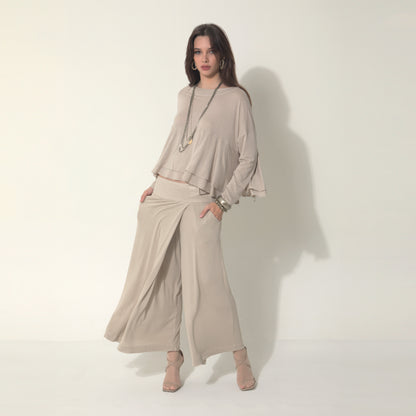 Sarah - Saia-calça de malha com ajuste de fivela de metal na cor bege Saara