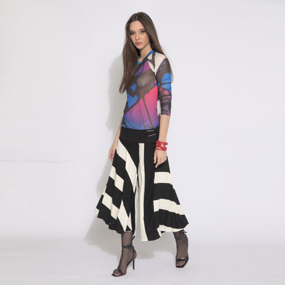 Sienna – saia calça listrada de preto e branco