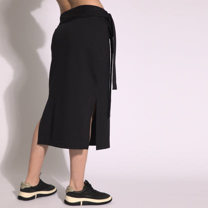 Stella - Saia envelope midi em moleton com amarração preta